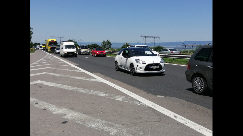 Отново се образува тапа на „Тракия” в посока Пловдив