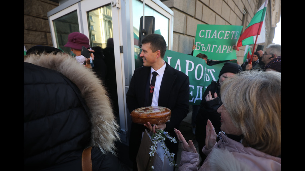 Депутатите от „Величие“ полагат клетва