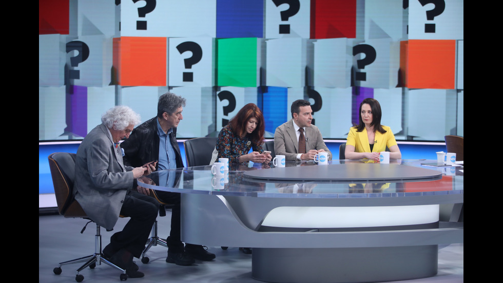 ЗАД КАДЪР: Изборният ден по NOVA В СНИМКИ