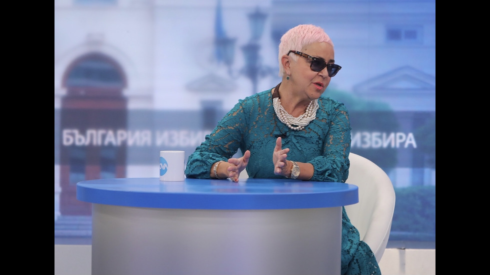 ЗАД КАДЪР: Изборното студио на NOVA