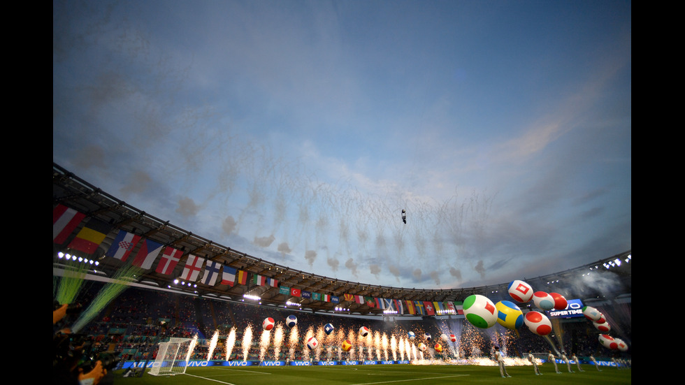 Откриха UEFA EURO 2020 със зрелищен спектакъл в Рим