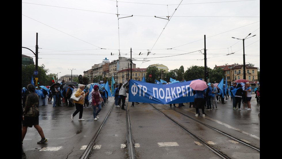 Протести и блокади парализираха София и други големи градове