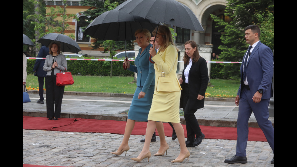 Президентът на Полша пристигна у нас