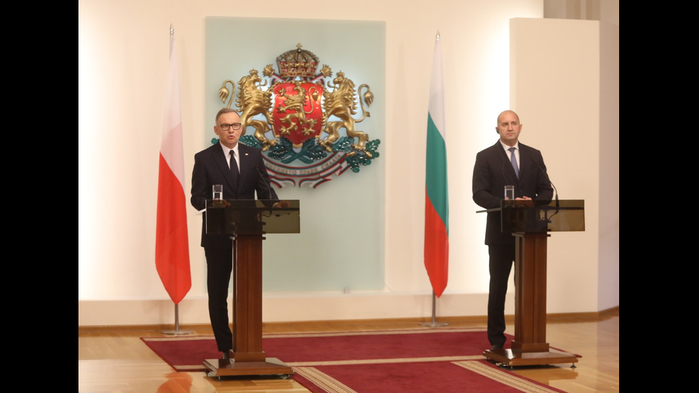 Президентът на Полша пристигна у нас