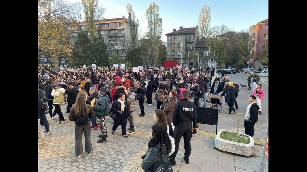 „Справедливост за Мая”: Стотици столичани излязоха на протест