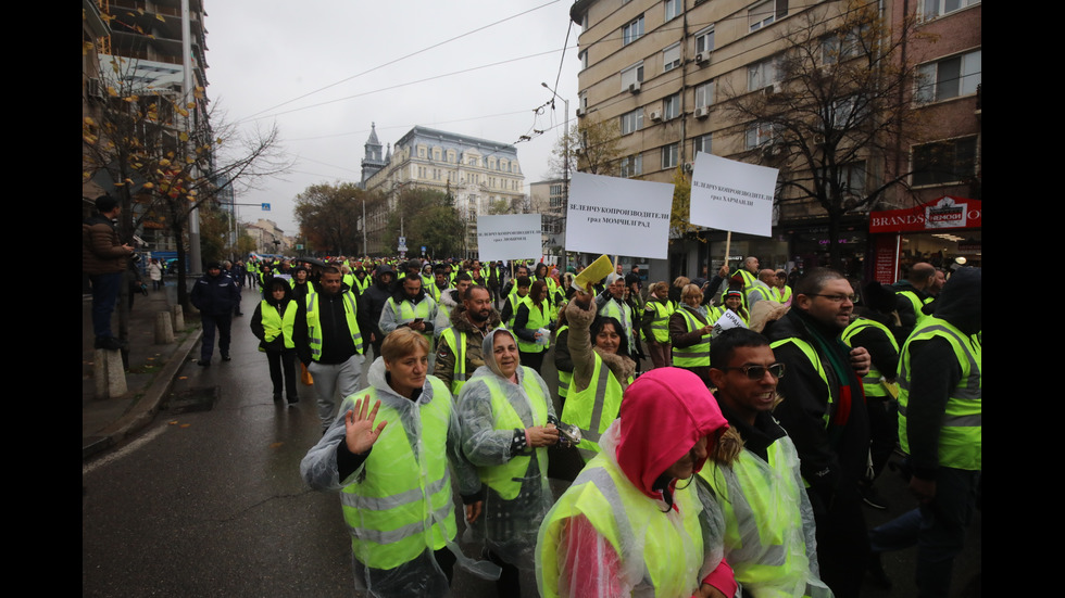 Фермери и животновъди отново излизат на протест