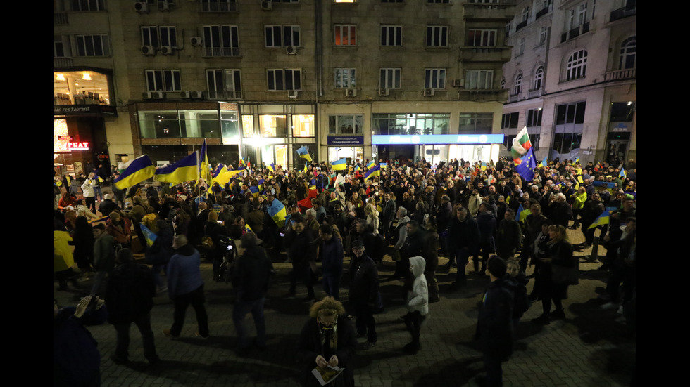 Мирно шествие в подкрепа на Украйна се провежда в София