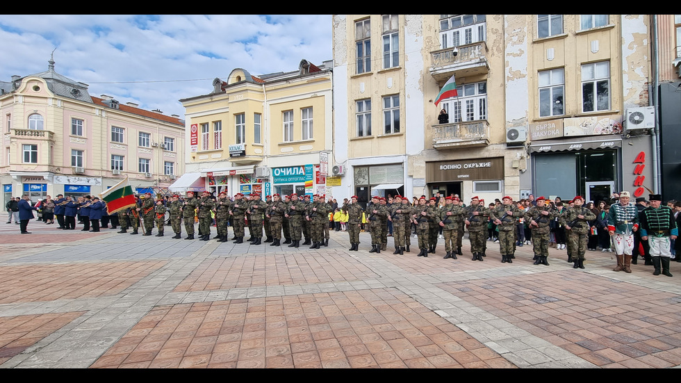 България се прекланя пред паметта на Апостола на свободата