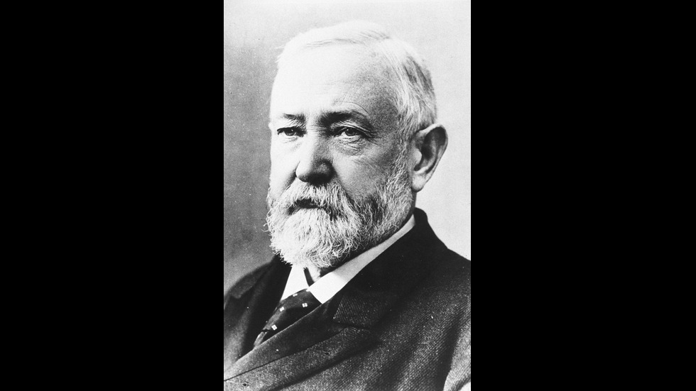 Страх, суеверия и щастие: Как звездите приемат петък 13-и