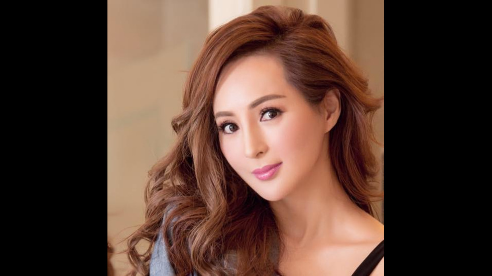 50-годишни манекенки приличат на тийнейджърки (ГАЛЕРИЯ)