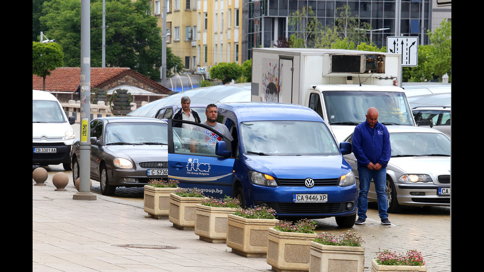 България притихна в памет на Ботев и загиналите за свободата ни