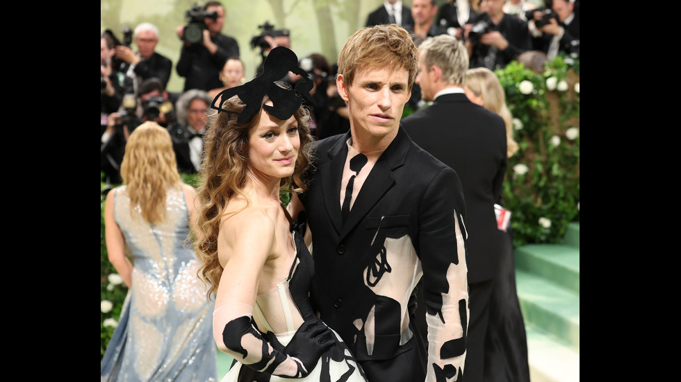 Звезди, блясък, смели и екстравагантни тоалети на Met Gala 2024