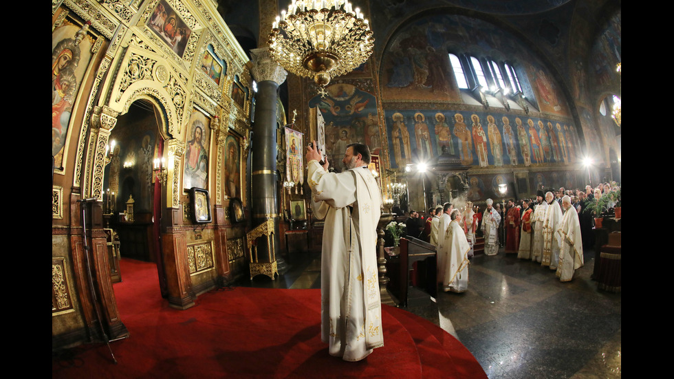 Пасхална Вечерня в митрополитската катедрала