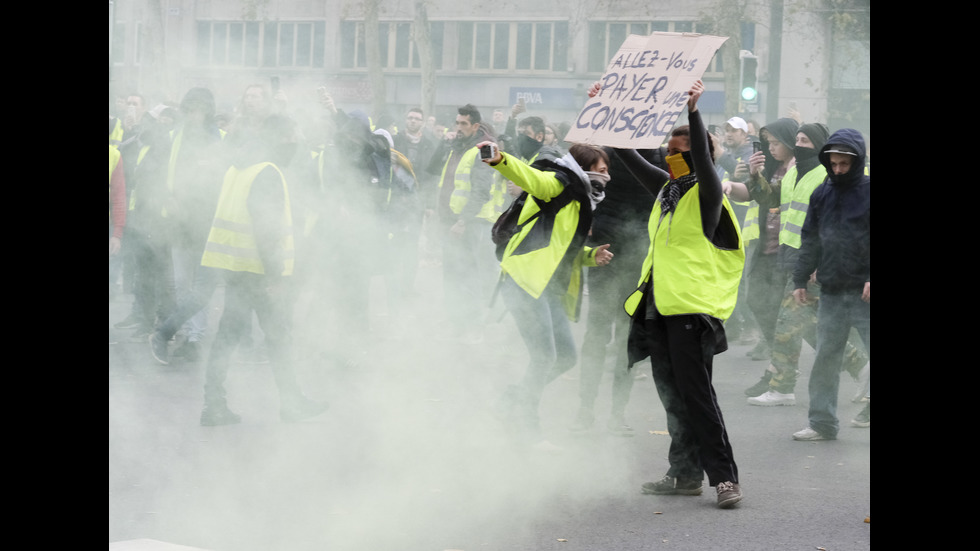 Сблъсъци между полицията и протестиращи в Брюксел