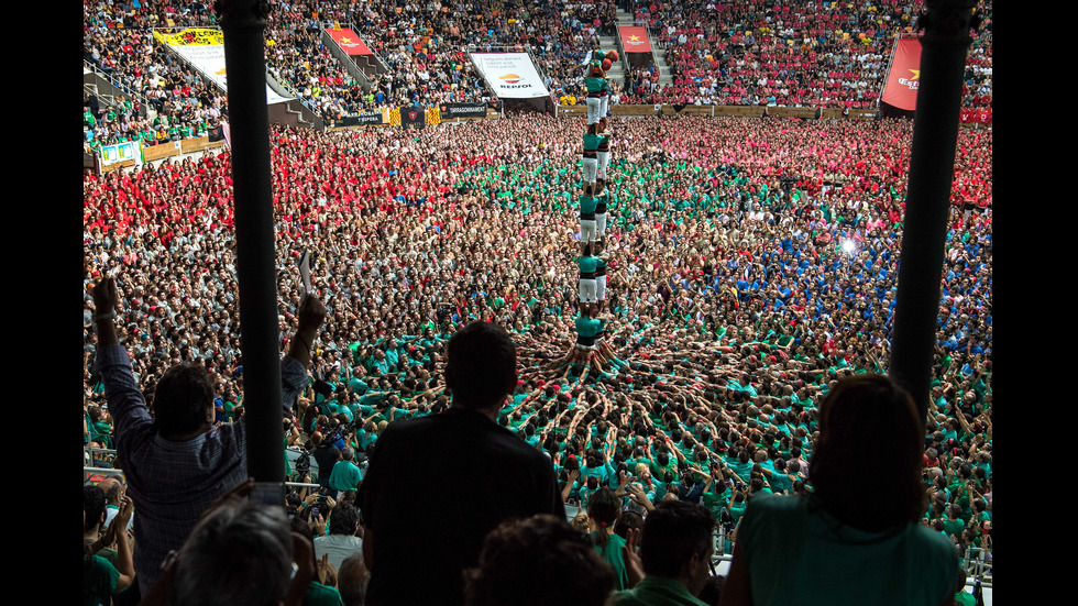 Кули от хора в Испания