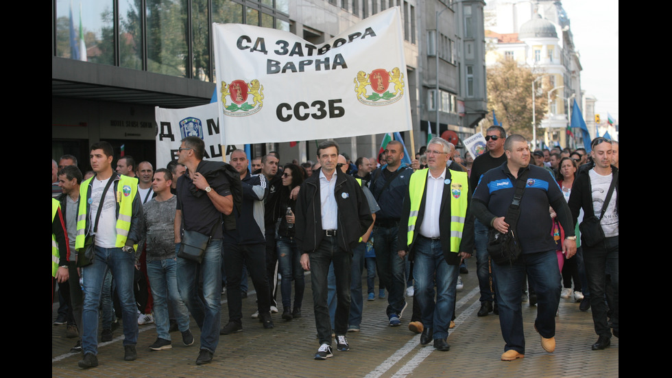 Полицаите отново на протест