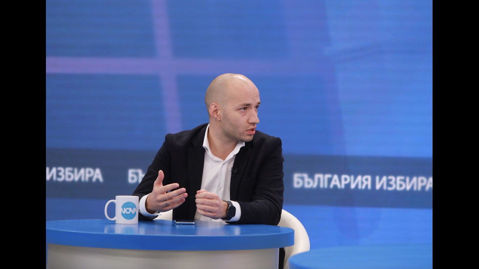 ЗАД КАДЪР: Изборното студио на NOVA в деня на балотажа