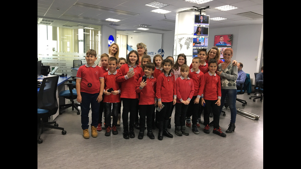 Ученици от ЧСУ "Дружба“ на посещение в NOVA