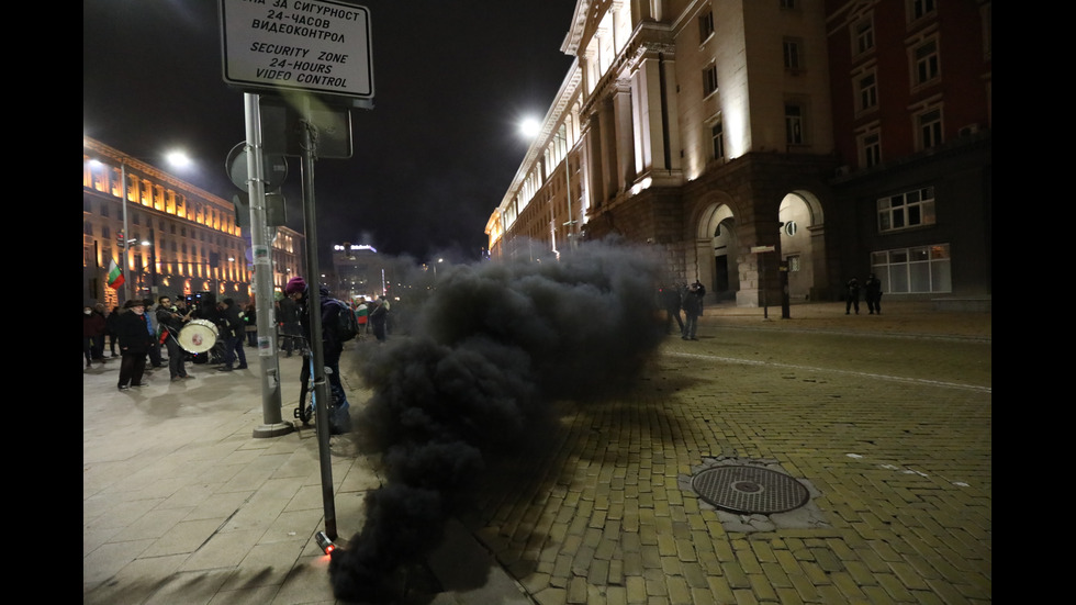 Поредна вечер на протести в София