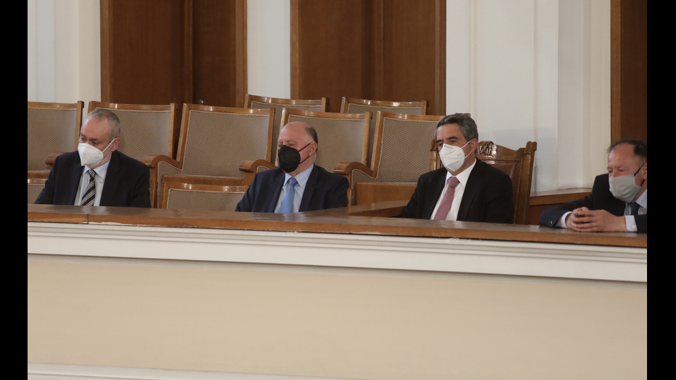 45-ИЯТ ПАРЛАМЕНТ: Новите 240 полагат клетва