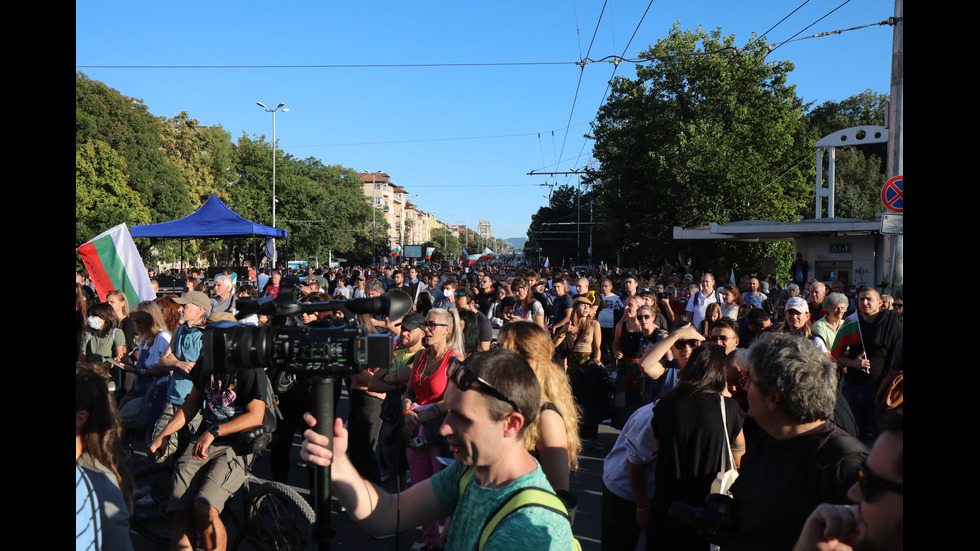 Митинг-концерт променя движението на градския транспорт в София