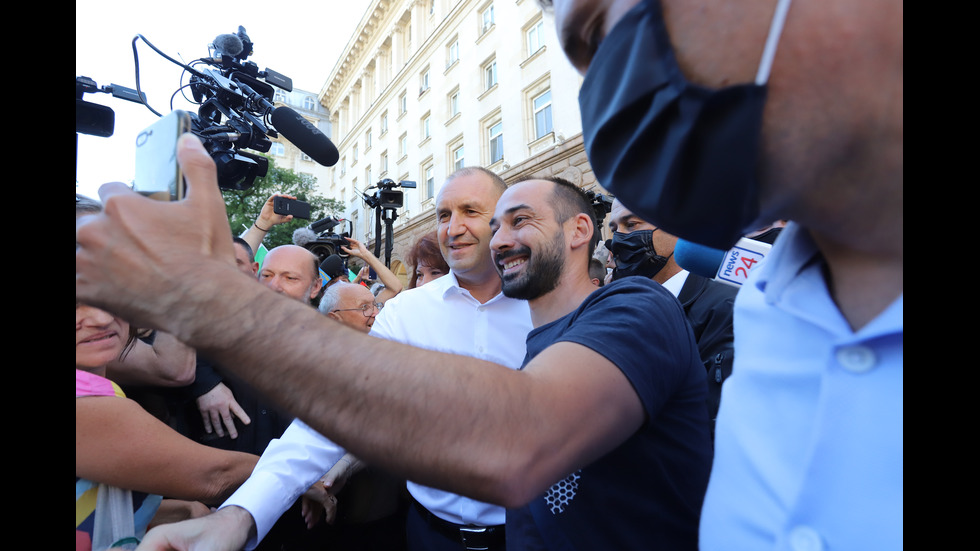 Три протеста в "Триъгълника на властта"