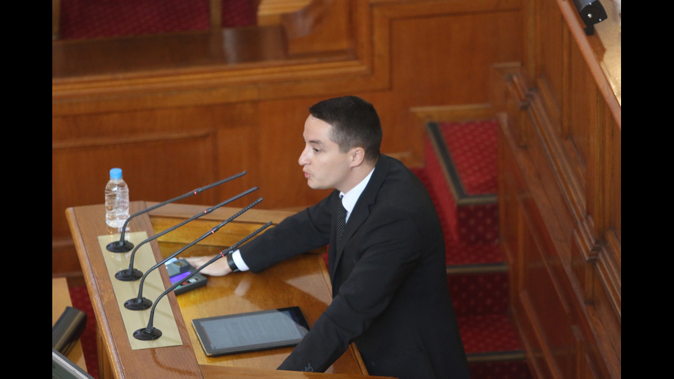 Антиправителствените протести минават в нова фаза
