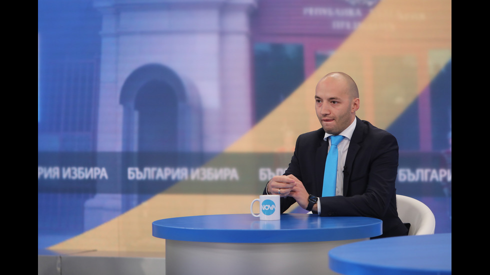 ЗАД КАДЪР: Изборното студио на NOVA