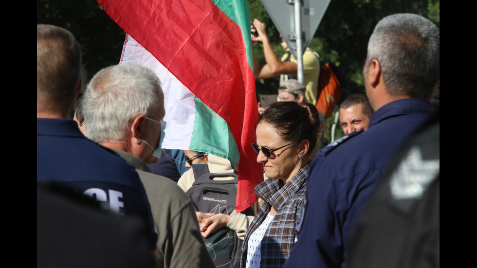 Антиправителствените протести минават в нова фаза