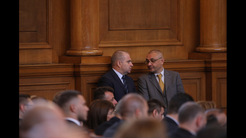 Осми ден на първото заседание на парламента