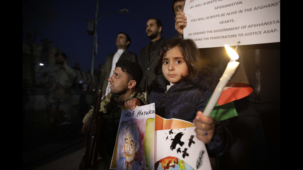 В Кабул се състояха траурни бдения за убития в атентат японски лекар