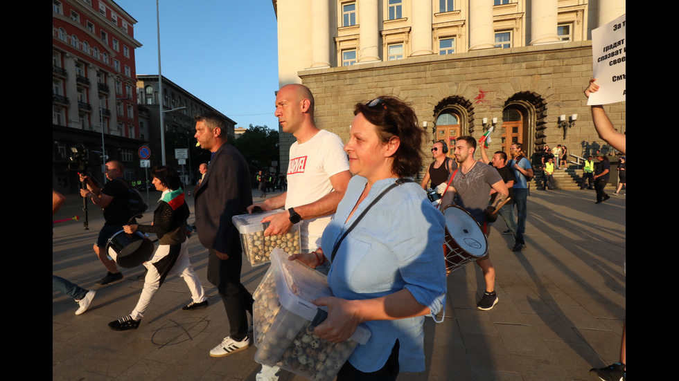 16-и ден на антиправителствен протест