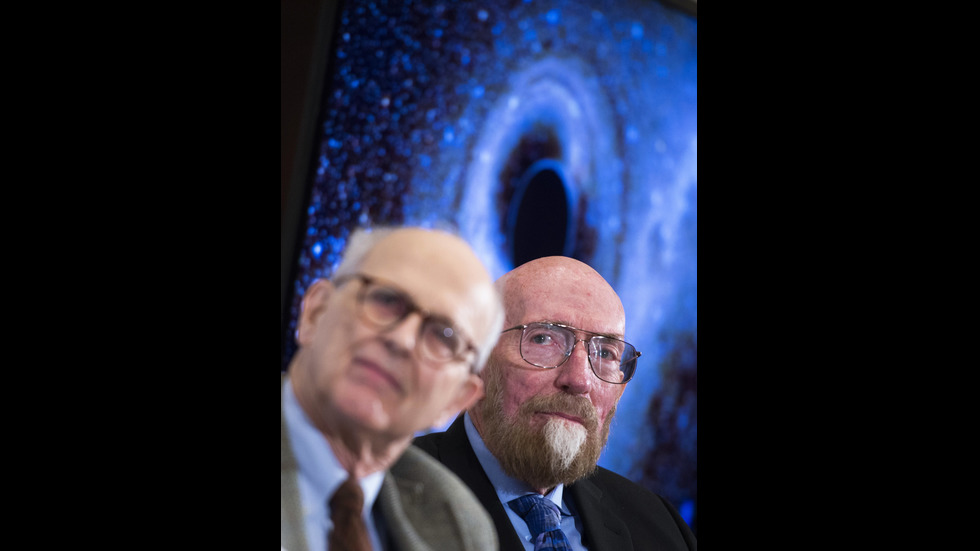 Трима учени спечелиха Нобелова награда за физика