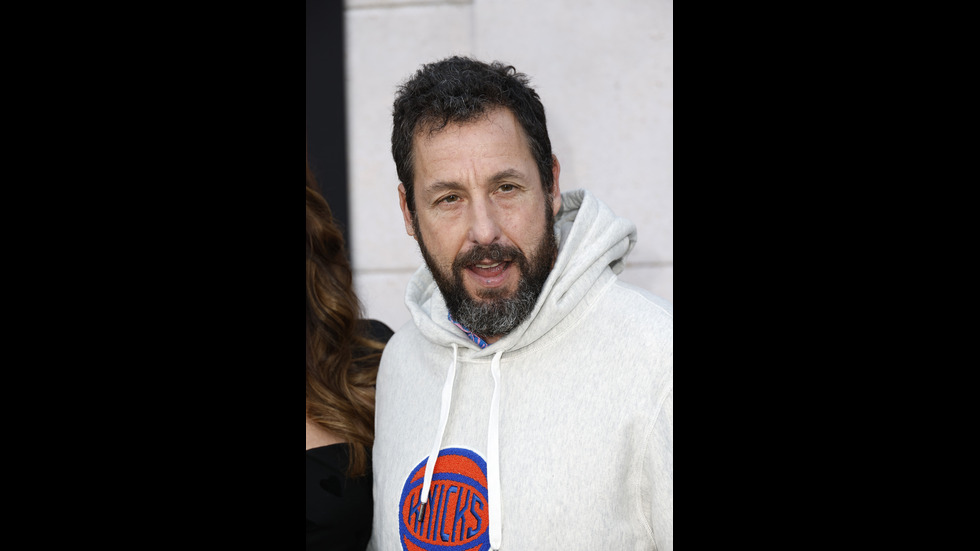 В ИМЕТО НА РОЛЯТА: Звездите, „сменили” пола си на екрана