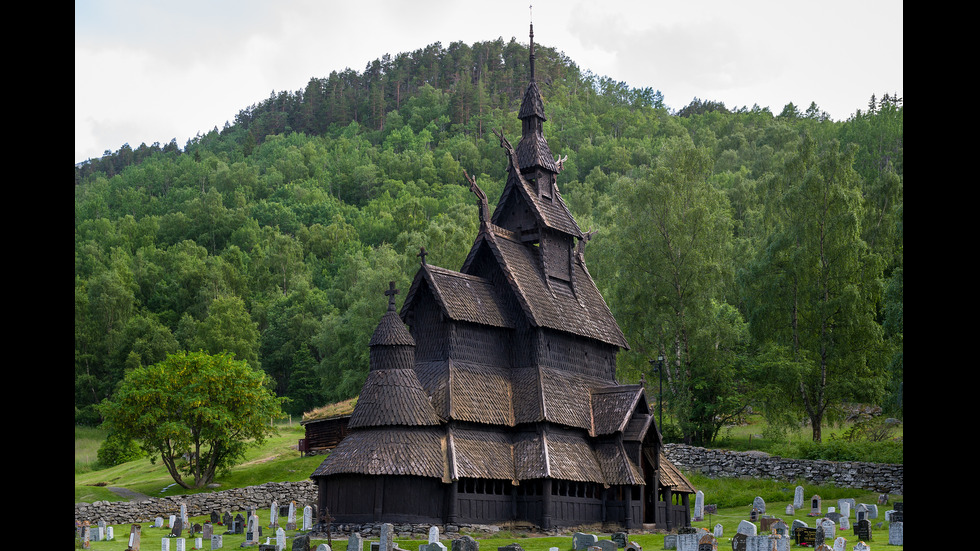 Дървената църква в Боргунд, която вдъхнови създателите на „Замръзналото кралство”