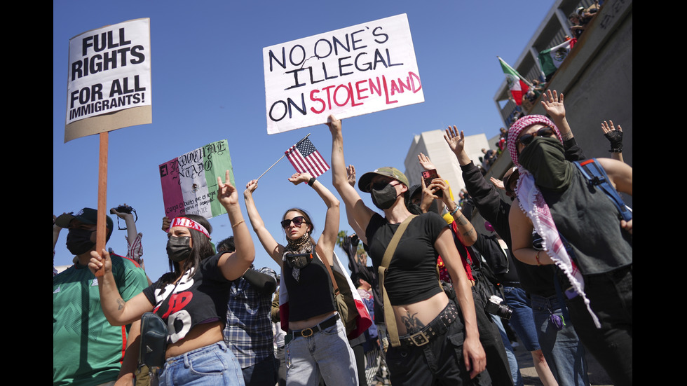 Сблъсъци между Гвардията и протестиращи в Лос Анджелис