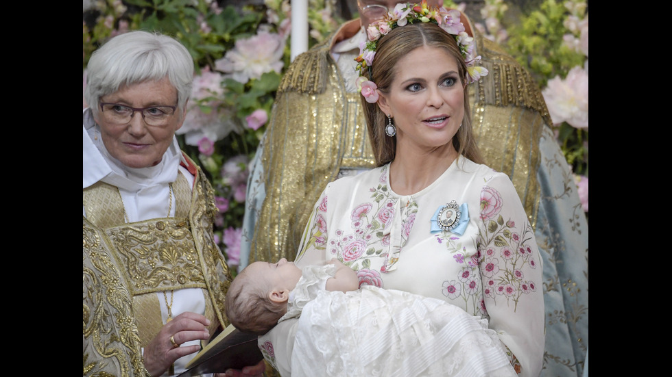 Шведската принцеса Адриен беше кръстена