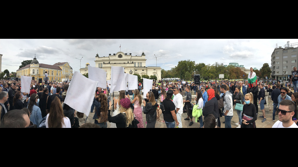 Протестиращи блокираха бул. "Цар Освободител"