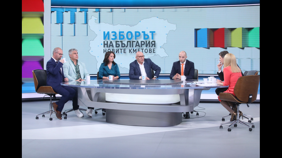 Изборното студио на NOVA - в и зад кадър