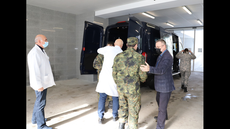 България изпраща два "Спартана" със спасители в Турция