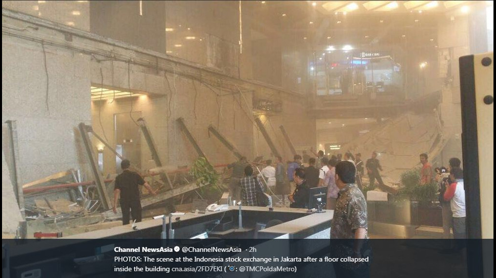 Поне 10 ранени при срутване на етаж в индонезийската фондова борса