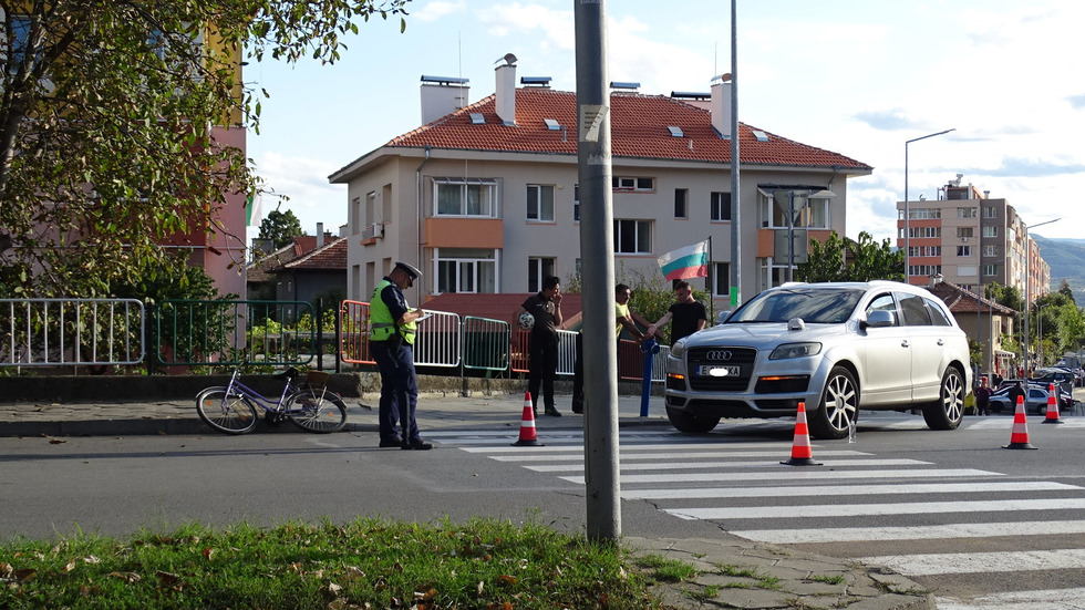 Джип блъсна велосипедист в Благоевград