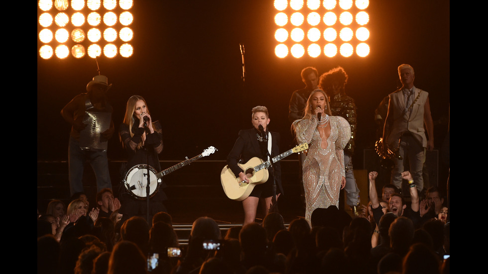 Бионсе - голямата изненада на американските кънтри награди