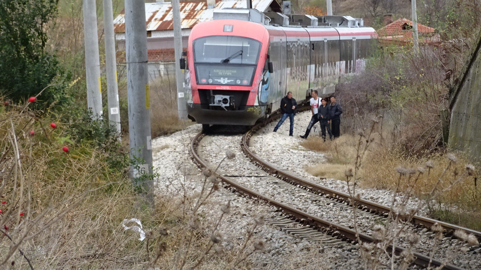 Влак удари мъж край Благоевград