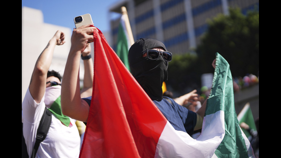 Сблъсъци между Гвардията и протестиращи в Лос Анджелис