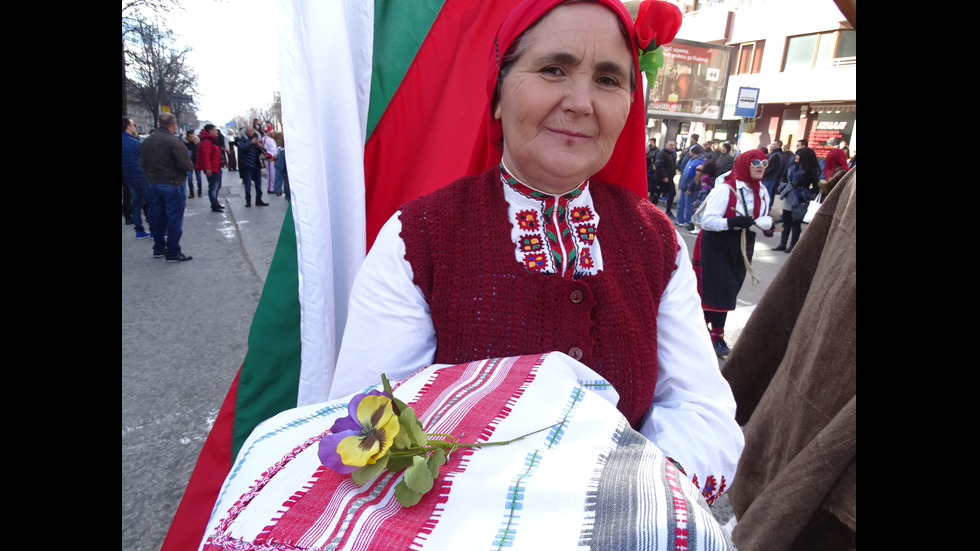 Кукери в Благоевград