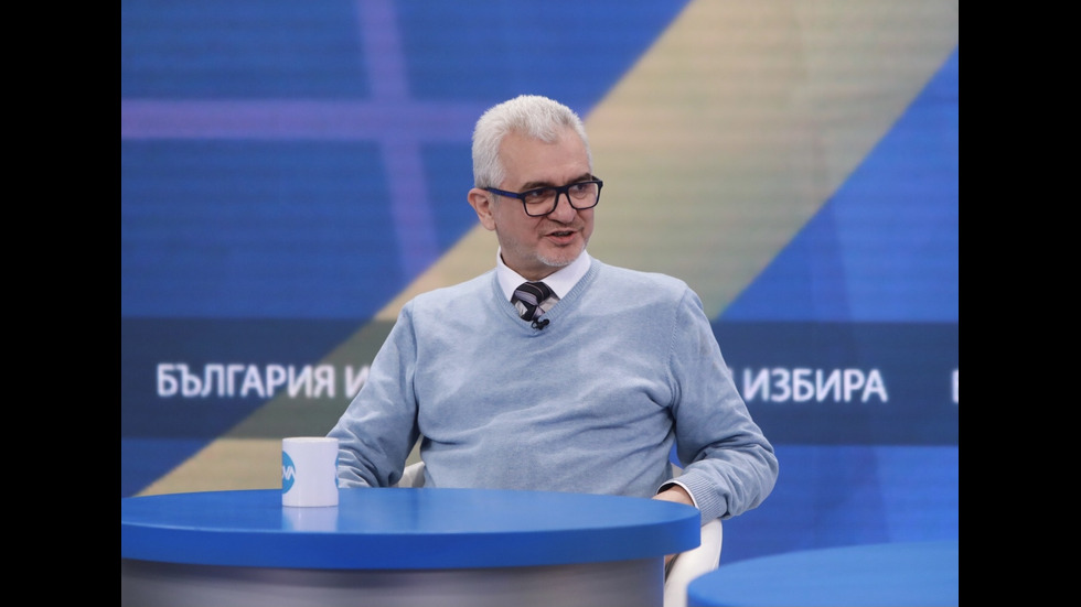 ЗАД КАДЪР: Изборното студио на NOVA в деня на балотажа