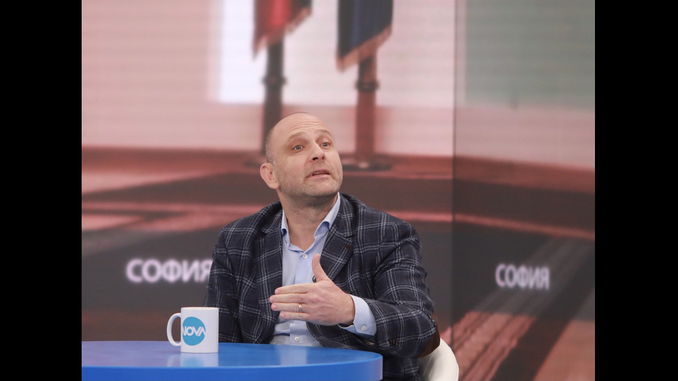 ЗАД КАДЪР: Изборното студио на NOVA в деня на балотажа