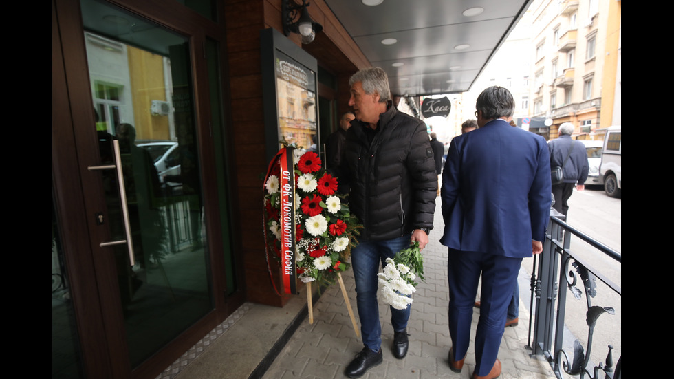 Прощаваме се с актьора Славчо Пеев