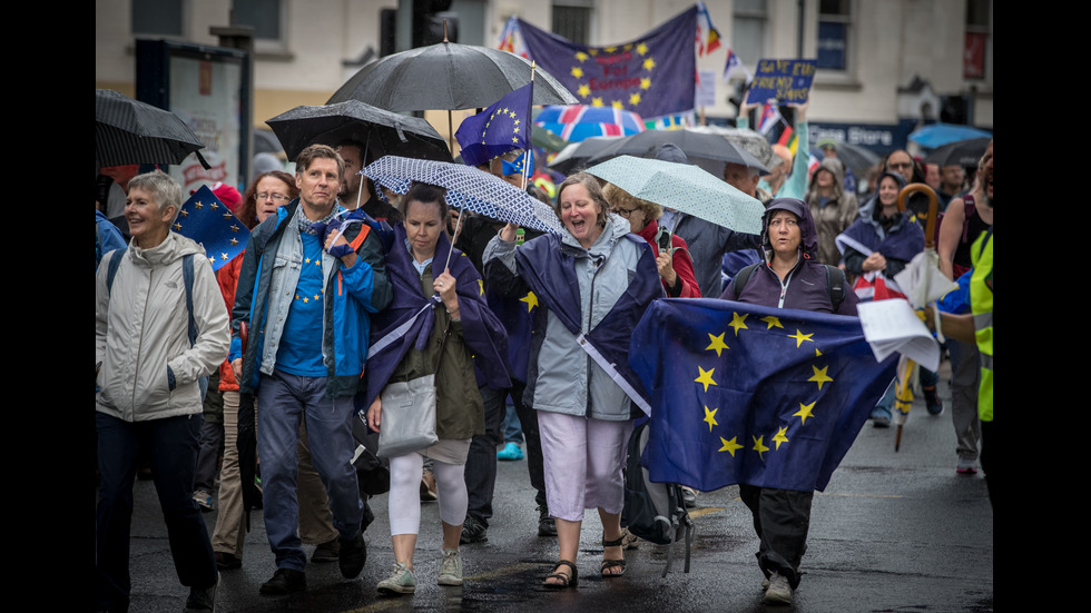 Стоттици протестираха в Бристол срещу BREXIT